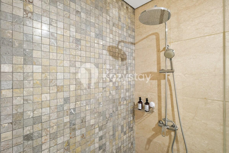 Bathroom 2, Clair by Kozystay - Puri , West Jakarta