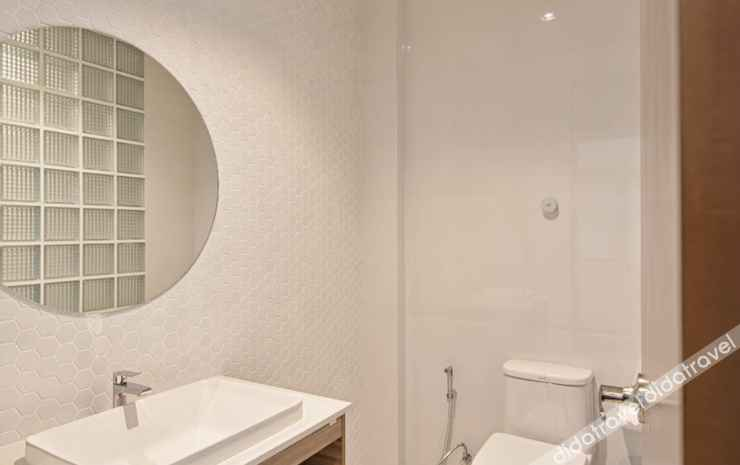 Bathroom 4, Play Poshtel & Cafe, Mueang Krabi