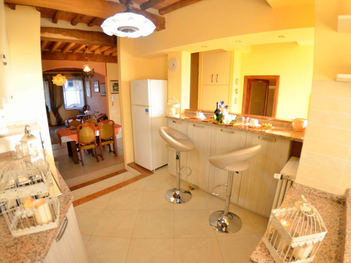 Bathroom 3, Lucca Retreat With Pool, Lucca