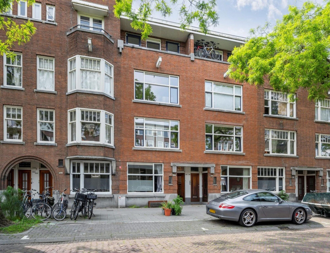 Others 2, Modern Apartment Overlooking the Harbor, Den Haag