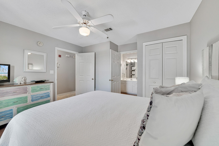 Bedroom 2, Grand Caribbean West 316, Escambia
