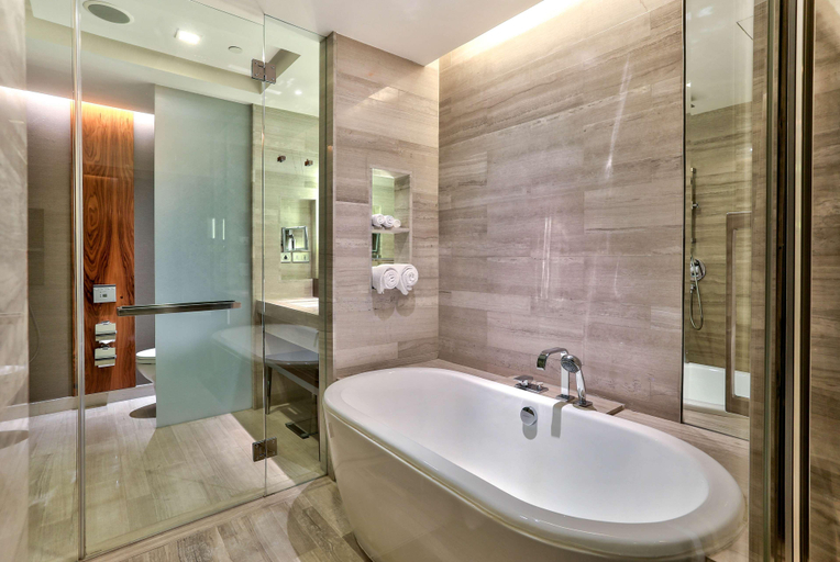 Bathroom 7