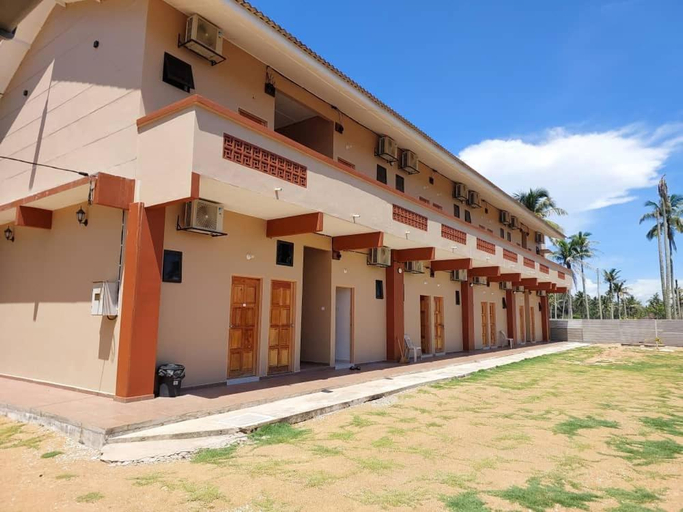 Cempaka Beach Resort, Kuantan