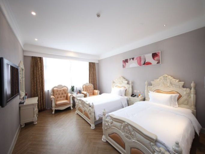Bedroom 4, Nanyang Royal Hotel, Guangzhou
