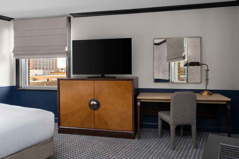 Bedroom 16