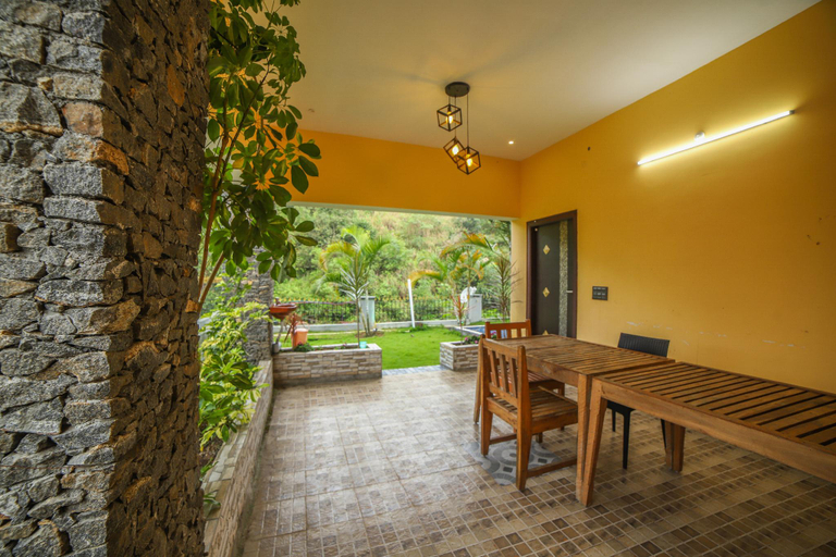 Public Area, Rain Rock Villa, Salem