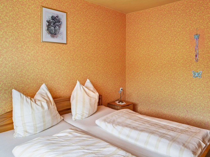 Bedroom 2, Quiet Home Near Vessertal, Hildburghausen
