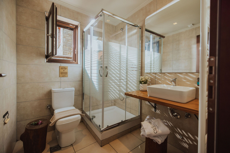Bathroom 4, Rouista Tzoumerka Resort, Epirus