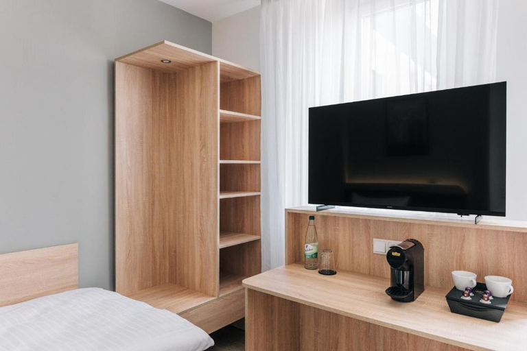 Bedroom 14