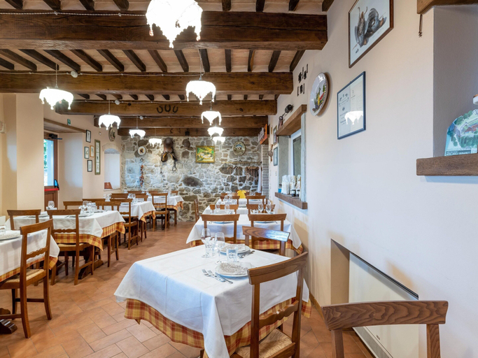 Dining 5, Belvilla by OYO Casa Granaio, Arezzo
