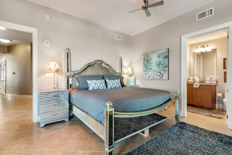 Bedroom 2, Turquoise D901, Baldwin