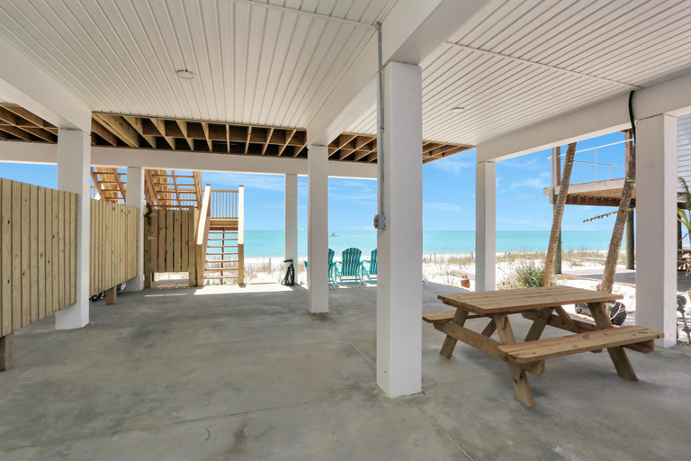 Outdoor dining 3, Beach Fantasies B, Bay