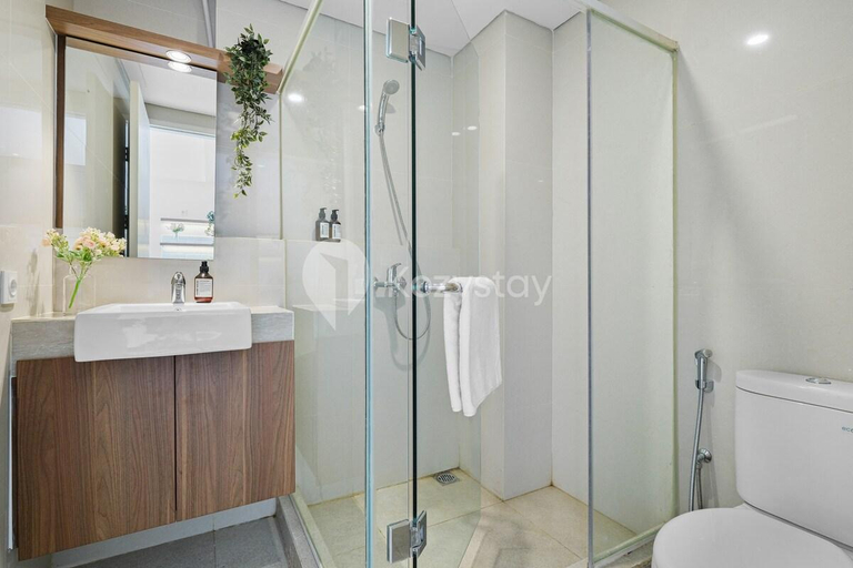 Bathroom 4, Sarwa by Kozystay - Paskal, Bandung