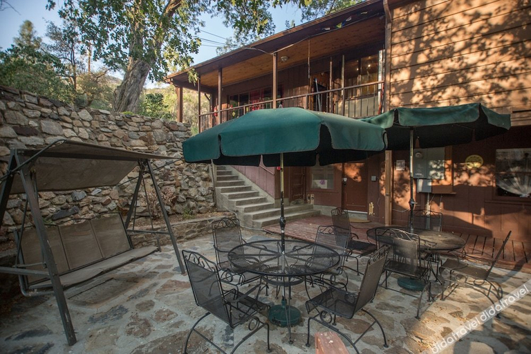 Food & Drinks 4, Quiet Mind Lodge Retreat & Spa Sequoias, Tulare