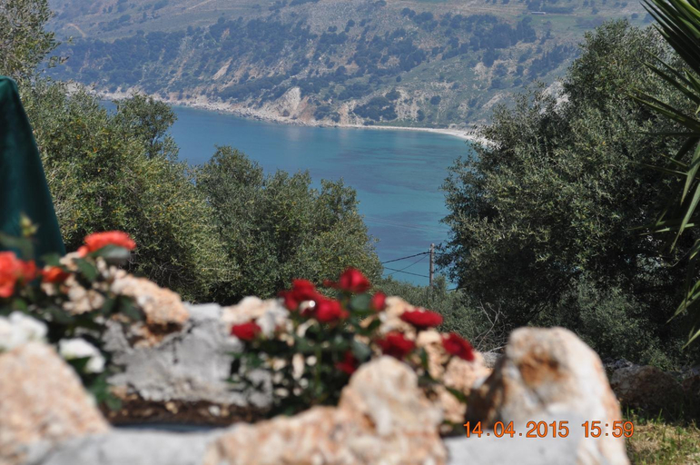 Others 5, Rogakia Village est. 1983, Ionian Islands