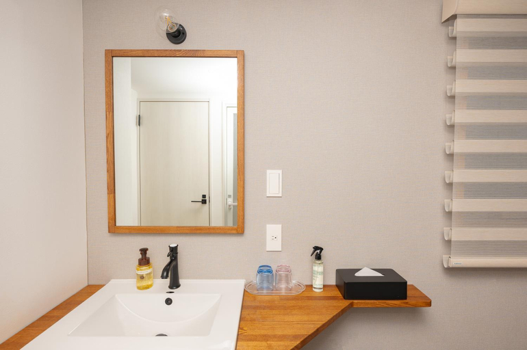 Bathroom 17