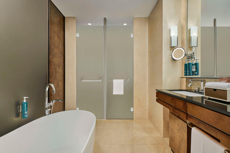 Bathroom 23
