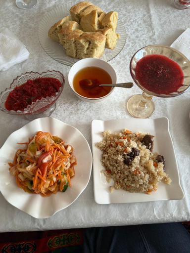 Food & Drinks 3, Guesthouse "Chaika", Ton