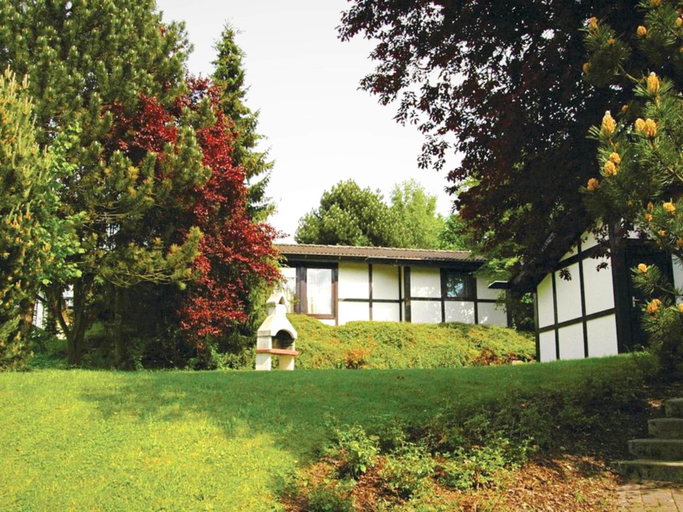Exterior & Views, Furnished Bungalow With Peaceful Neighbourhood, Hochsauerlandkreis