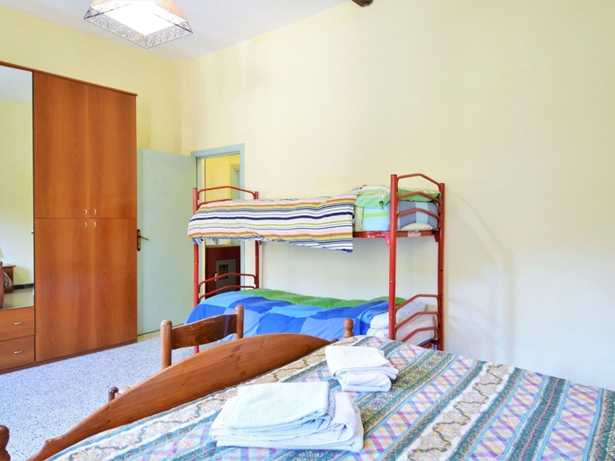 Bedroom 5, Apartment in Massa Marittima With Pool, Grosseto