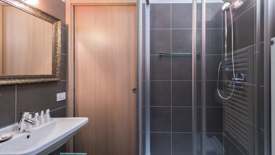 Bathroom 3, Italianway - Savona 108, Milano