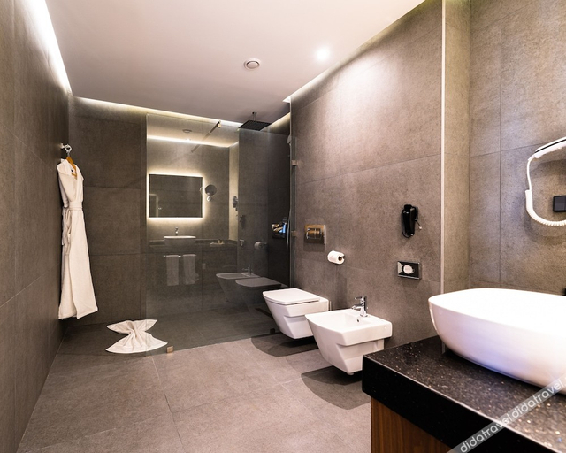 Bathroom 5, Longue Vie Hôtels, Marrakech