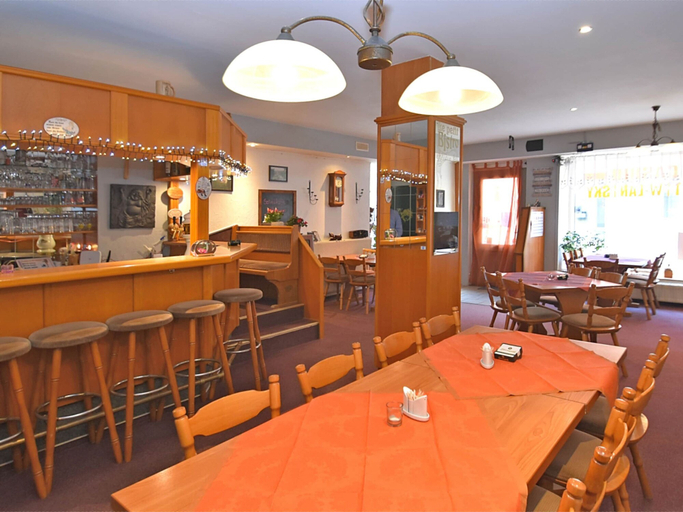 Others 4, Spacious Apartment in Ballenstedt Harz near Lake, Harz