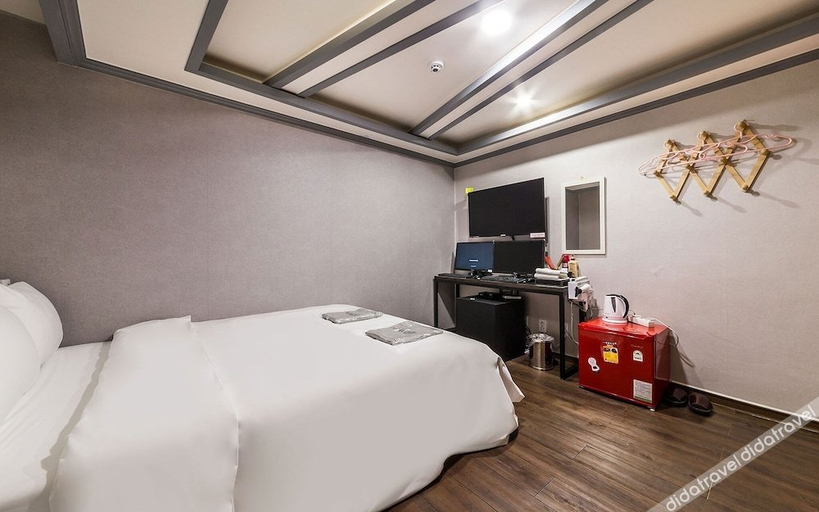 Bedroom 4, Bulgwang Tom Plus, Eun-pyeong