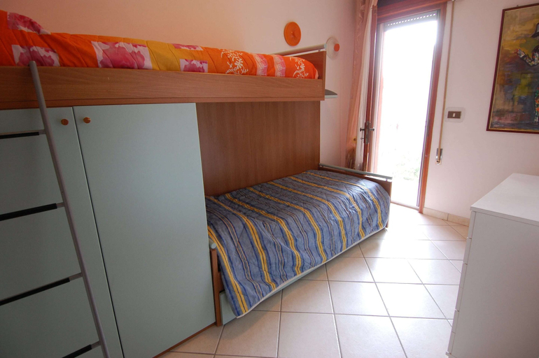 Others 4, Sun Drenched Seaside Holiday Home near Venice, Rovigo