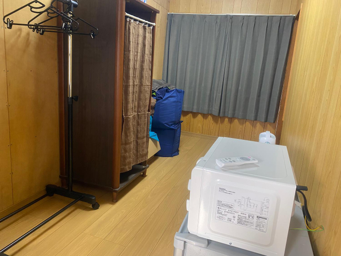 Others 3, Takeyashiki たけやしき, Shiroishi