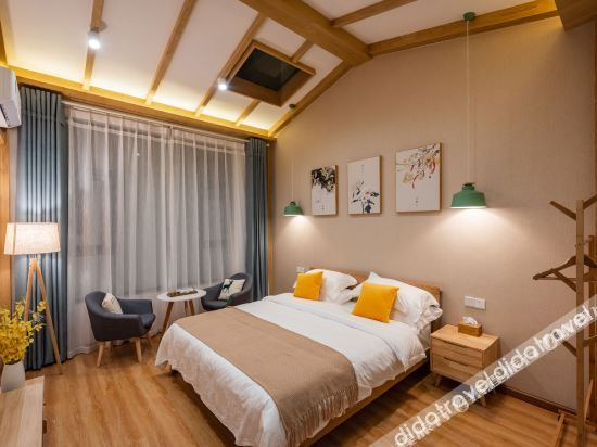 Others 5, Your Time Inn, Dali Bai