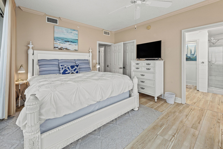Bedroom 4, Elegant 4BD 4Ba With Stunning Ocean Views and Direct Beach & Pool Access, Walton