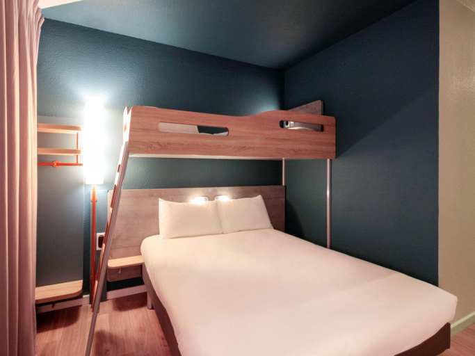 Bedroom 3, Ibis budget Cahors, Lot