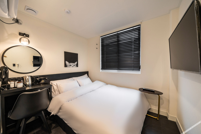 Bedroom 2, Yeongdeungpo CC, Yeongdeungpo