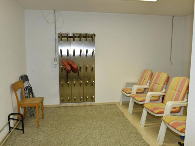 Game room 3, Retreat in Samnaun Alps, Inn