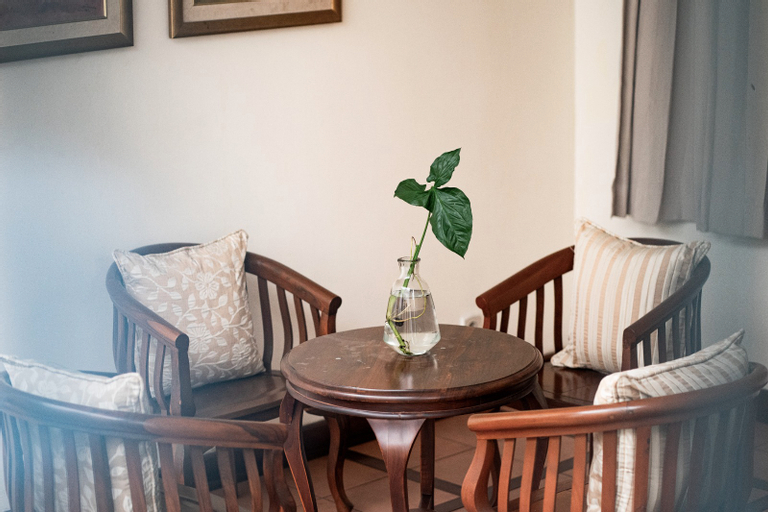 Dining Room 21