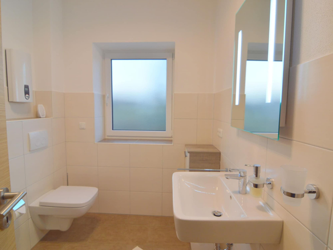 Bathroom 3, Traumhaftes Feriendomizil fur Familien, Vulkaneifel