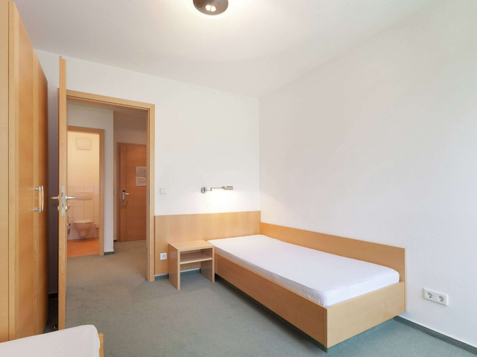 Bedroom 3, Apartment in Bad Durrheim Near Lake Constance, Schwarzwald-Baar-Kreis