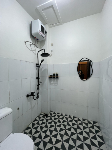 Bathroom 4, KL House, Wonosobo