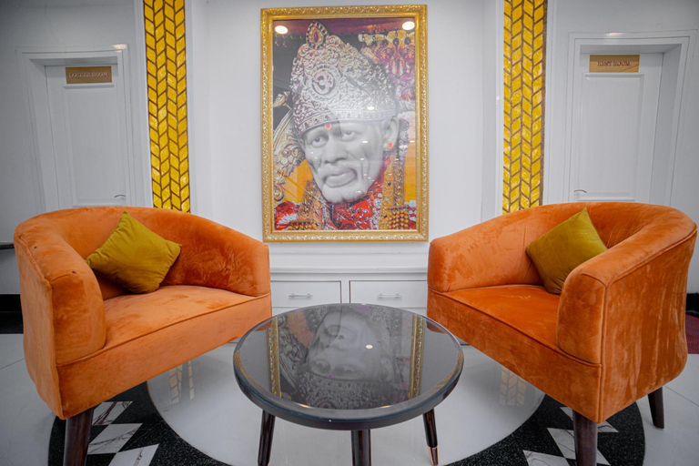 Public Area 3, Pearl Courtyard, Varanasi
