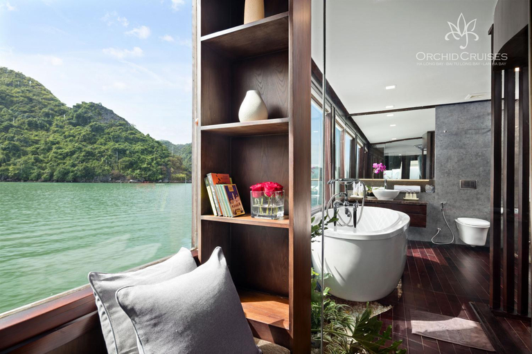 Bathroom, Orchid Classic Cruise, Hạ Long
