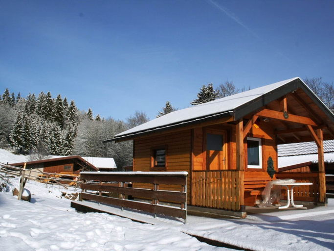 Exterior & Views, Ferienwohnung im Schwarzwald mit Garten, Waldshut