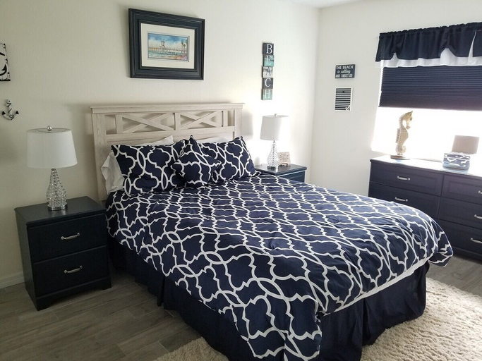 Bedroom 3, Pelican Inlet B115, Saint Johns