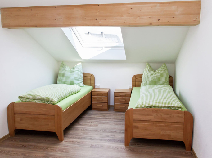 Bedroom 2, Traumhaftes Feriendomizil fur Familien, Vulkaneifel