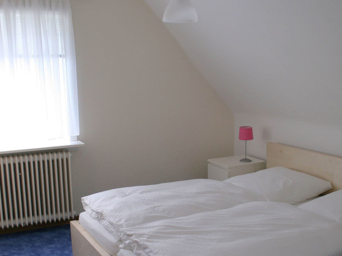 Bedroom 3, Apartment Near Willingen With Terrace, Waldeck-Frankenberg
