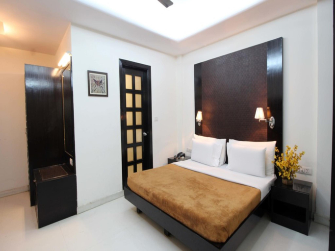 4, Hotel Aman Deluxe, Delhi
