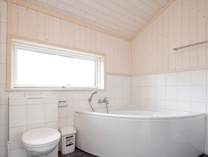 Bathroom, Holiday Home in Großenbrode, Ostholstein