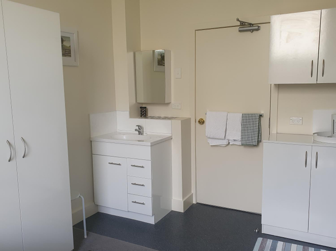 Others 5, Work Stay 123 Central City, Dunedin