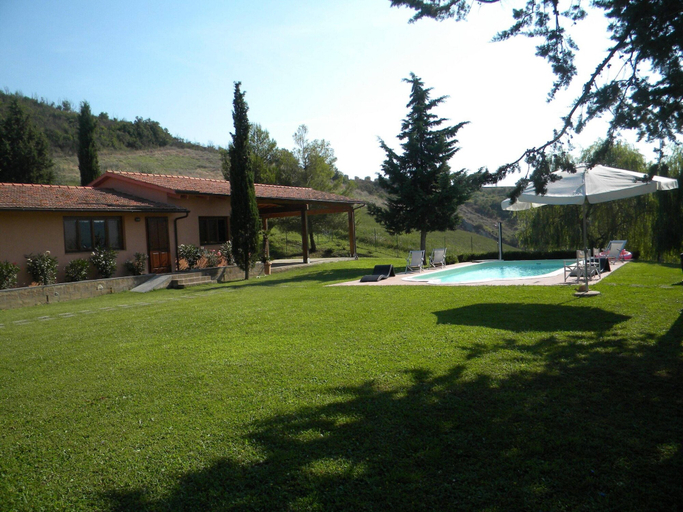 Others 4, Elegant Tuscan Holiday Home, Siena
