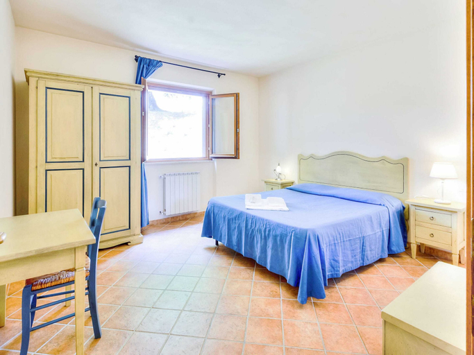 Bedroom 2, Elegant Villa With Spa in Sorano, Grosseto